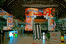 Euroshop 2008: &uuml;berdimensionaler curve&reg;LED curtain frei h&auml;ngend im Eingang Nord