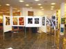 Hinter-Glas-Bilder in CombinO&reg;-System im Rahmen einer Vernissage