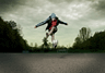 Fu&szlig;ball-Freestyler Julian Hollands