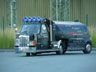 Der Drei-Truck mit Sattelauflieger Space