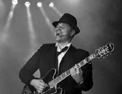 Mr. Jones - Echter, ehrlicher Gitarrenrock