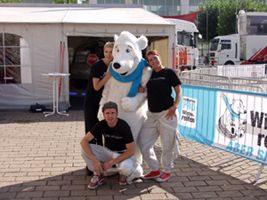 Hostesses.de mit dem Deutschen Verkehrssicherheitsrat auf der IAA in Frankfurt