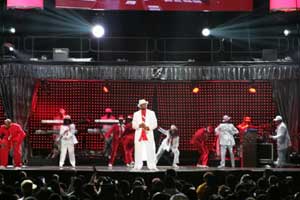 R. Kelly mit LED Moving Light impression von GLP auf US-Tour