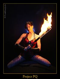Feuriger Tanz und explosives Spektakel beim Bodypainting Festivals in Mainz