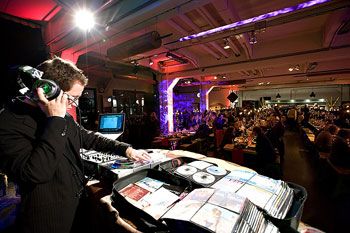 DJ 'n' Artists begeistert VODAFONE