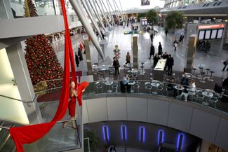 1. Internationale Zirkusfestival am Flughafen D�sseldorf