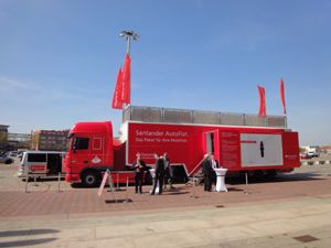 Santander AutoFlat-Roadshow in Zusammenarbeit mit Passepartout