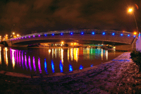 Bunter Br�ckenschlag: W-DMX steuert Projekt �Light Elements�