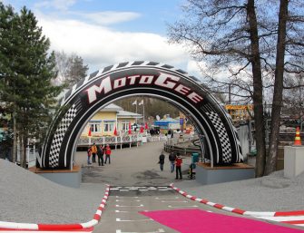 Ein echter Hingucker: aufblasbare Bögen von no problaim