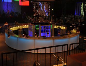 Individuelle Barelemente mieten bei rentaplant: Eine Bar für jeden Anlass