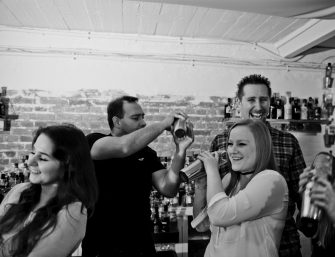 Drinks für die Ewigkeit: Cocktailcatering und Cocktailschule IN-LIVE