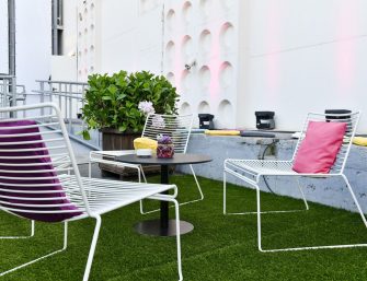 Loungemöbel mieten bei Party Rent: Ein Stuhl, viele Anlässe