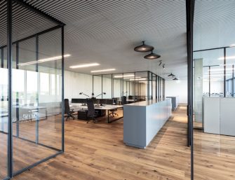 Messemöbel mieten am neuen Münchner Standort von Party Rent