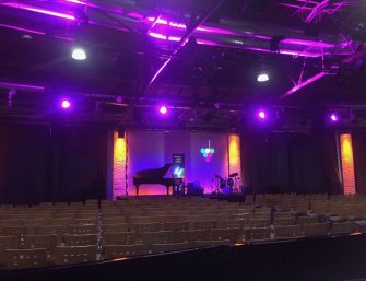 Lichtkonzeption für Events von bst: Auf die Botschaft kommt es an!