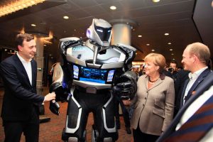 Digitalisierung zum Anfassen: Live-Marketing mit NOX the Robot