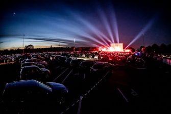 Autokino-Veranstaltungen in Corona-Zeiten: Beats und Blinker
