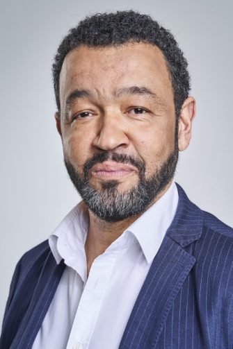 Wer wird denn da gleich schwarz sehen? – Glossary von Marius Jung zum Thema Rassismus