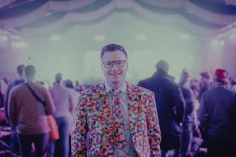 „Drei-Fragen-an“: Julian Reininger – Der Möglichmacher