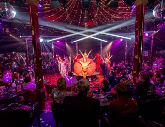 Neue Eventlocation für Firmenevents auf Rügen: Das Spiegelzelt Sellin als Ort für Veranstaltungen