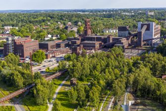 Strukturwandel at its best: In der Eventlocation Grand Hall auf der Kokerei Zollverein geben sich die bedeutendsten Unternehmen der Region die Klinke in die Hand