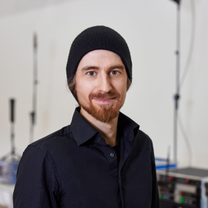 Marco Völzke ist freiberuflicher Frequenzmanager und Dozent für Frequenzkoordinierung und Spektrum-Management.