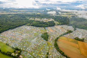 Nature One: Seit über 30 Jahren zentraler Treffpunkt der elektronischen Szene – und bis heute mehr Rave als Festival