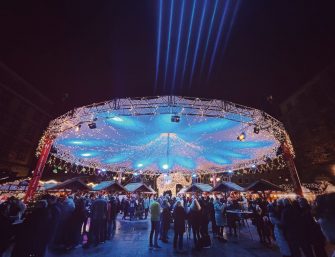 20 Jahre Patent, 15 Jahre Firmengeschichte: Skyliner feiert Jubiläumsjahr mit Eventüberdachungen