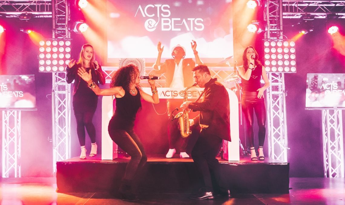 DJ Plus Musiker und Band Live Musiker Konzept von ACTS &amp; BEATS aus NRW