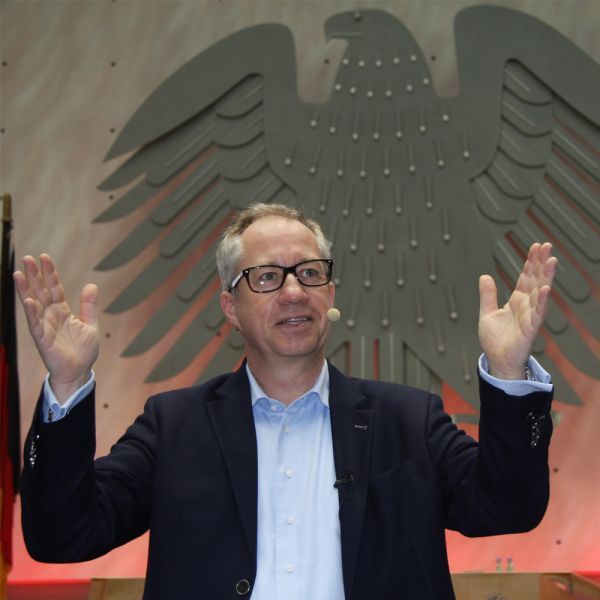 Dr. Jens Wegmann - Business Comedian